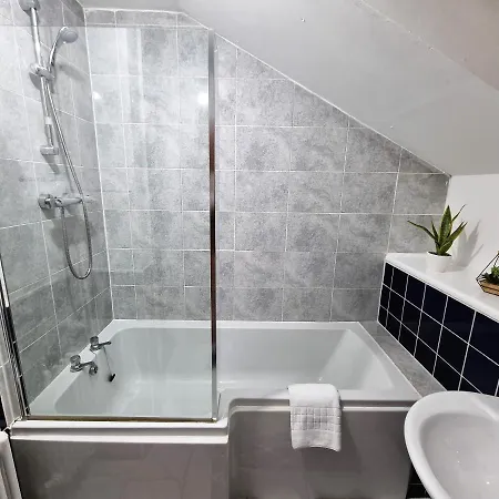 Апартаменти *f1*5gh* Setup For Your Relaxed & Amazing + Free Parking + Free Fast Wifi *